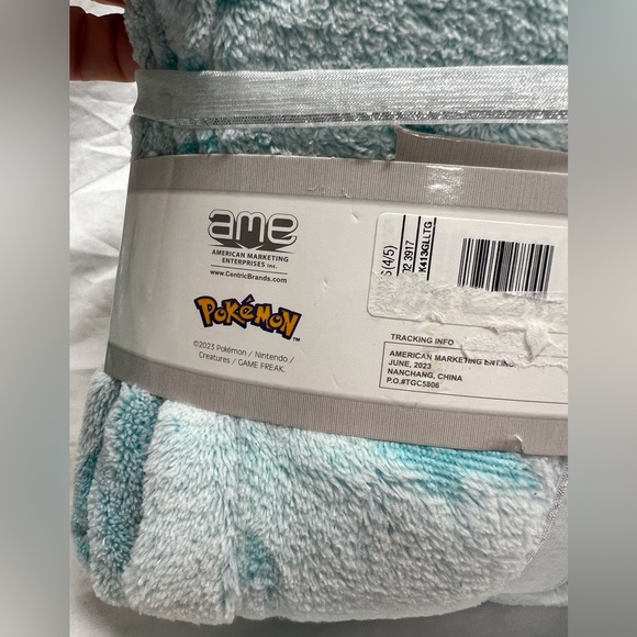 Poke’mon pajamas - Picture 4 of 5